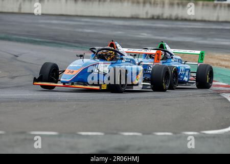 Magny cours, France. 07th mai 2023. 74 PEUGEOT Enzo FRA, Mygale M21-F4, action, lors de la ronde 2nd du Championnat de France FFSA F4 2023, de 5 mai à 7, 2023 sur le circuit de Nevers Magny-cours, à Magny-cours, France - photo Xavi Bonilla/DPPI crédit: DPPI Media/Alamy Live News Banque D'Images