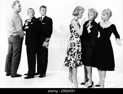 VAN JOHNSON RAY WALSTON JEREMY ARDOISE JANET LEIGH SHELLEY HIVERS et MARTHA HYER a posé le portrait publicitaire dans LES ÉPOUSES ET LES AMANTS 1963 réalisateur JOHN RICH play Jay Presson Allen scénario Edward Anhalt costume design Edith Head musique Lyn Murray Hal Wallis Productions / Paramount Pictures Banque D'Images