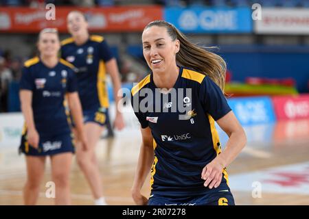 7th mai 2023 ; Ken Rosewall Arena, Sydney, Nouvelle-Galles du Sud, Australie : Suncorp Super Netball, New South Wales Swifts versus Sunshine Coast Lightning ; Cara Koenen de la foudre pendant l'échauffement Banque D'Images