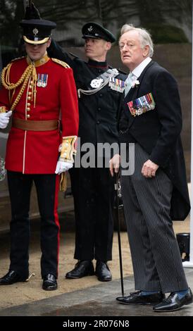 Andrew Parker Bowles arrive devant la cérémonie du couronnement du roi Charles III et de la reine Camilla à l'abbaye de Westminster, dans le centre de Londres. Date de la photo: Samedi 6 mai 2023. Banque D'Images