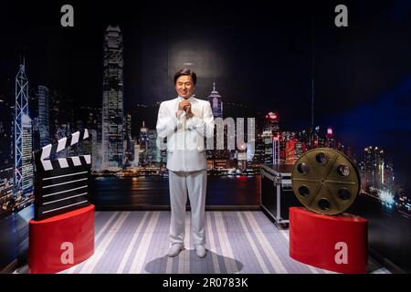 Shah Alam, Malaisie - 17 avril, 2023 : la cire de Jackie Chan est exposée au tapis rouge 2 dans I-City Shah Alam. Banque D'Images