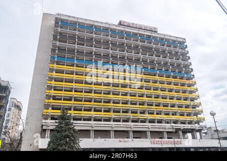 Chisinau, Moldavie - 8 mars 2023: Hôtel Hôtel National de la République socialiste soviétique de Moldavie. Banque D'Images