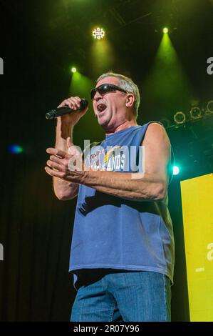 Costa Mesa, Californie, 6 août 2014 : Ian Gillan, chanteur de Deep Purple, à l’amphithéâtre du Pacifique. Banque D'Images