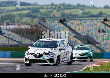 Magny cours, France. 07th mai 2023. 15 POUGET David FRA, GPA Racing, Clio Cup Series, action pendant le tour 3rd de la Clio Cup Europe 2023, de 5 mai à 7, 2023 sur le circuit Nevers Magny-cours, à Magny-cours, France - photo Alexandre Guillermot/DPPI crédit: DPPI Media/Alay Live News Banque D'Images