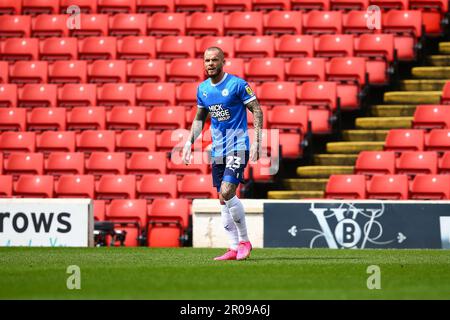 Oakwell Stadium, Barnsley, Angleterre - 7th mai 2023 Joe Ward (23) de Peterborough United - pendant le jeu Barnsley v Peterborough United, Sky Bet League One, 2022/23, Oakwell Stadium, Barnsley, Angleterre - 7th mai 2023 crédit: Arthur Haigh/WhiteRosePhotos/Alamy Live News Banque D'Images