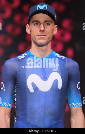 Carlos Verona d'Espagne - Movistar vu pendant le 106th Giro d'Italia 2023. La cérémonie ouverte de la présentation de l'équipe pour 106th Giro d'Italia 2023, à Pescara - Italie Banque D'Images