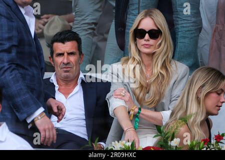 Madrid, Espagne. 07th mai 2023. Luis Figo son épouse Helen Svedin assiste au match final des célibataires hommes entre Carlos Alcaraz d'Espagne et Jan-Lennard Struff d'Allemagne pendant l'ouverture de Mutua Madrid à la Caja Magica à Madrid. Crédit : SOPA Images Limited/Alamy Live News Banque D'Images