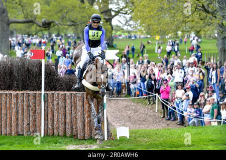 William Levett dans la circonscription de Huberthus AC dans le Cross Country au Badminton Horse Trials à Badminton, Gloucester, Royaume-Uni, le 7 mai 2023. Photo de Phil Hutchinson. Utilisation éditoriale uniquement, licence requise pour une utilisation commerciale. Aucune utilisation dans les Paris, les jeux ou les publications d'un seul club/ligue/joueur. Crédit : UK Sports pics Ltd/Alay Live News Banque D'Images