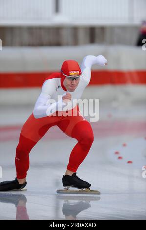 Jan Friesinger, Aktion Start 500m Sprint, Deutsche Meisterschaften Eisschnellaufen in Inzell, 4.1.2008 Banque D'Images