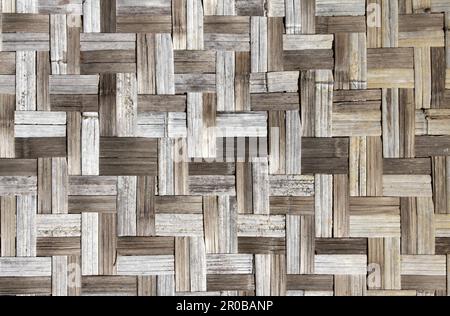 Texture du vieux tapis en osier de bambou. Arrière-plan horizontal ou vertical avec tapis en osier asiatique naturel Banque D'Images