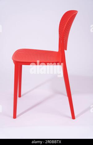 Photos de magnifiques modèles de chaises en plastique prises du Studio Banque D'Images