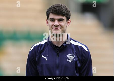 Norwich, Royaume-Uni. 08th mai 2023. Rob Apter #36 de Blackpool arrive lors du match de championnat Sky Bet Norwich City vs Blackpool à Carrow Road, Norwich, Royaume-Uni, 8th mai 2023 (photo de Mark Cosgrove/News Images) à Norwich, Royaume-Uni le 5/8/2023. (Photo de Mark Cosgrove/News Images/Sipa USA) crédit: SIPA USA/Alay Live News Banque D'Images