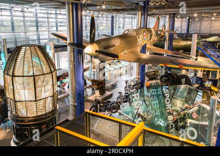 ThinkTank - Musée des Sciences de Birmingham. Point du millénaire,. Rue Curzon... Birmingham, B4 7XG.. Spitfire Gallery au musée des sciences primé pour des journées en famille amusantes. . Banque D'Images