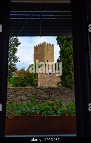 Castell de Peratallada, à Forallac, Baix Emporda, Costa Brava, Gérone, Catalogne. Le château date du 11th siècle. Banque D'Images