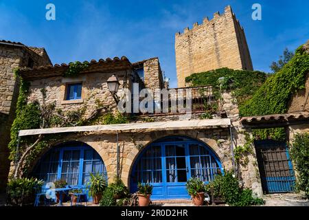 Castell de Peratallada, à Forallac, Baix Emporda, Costa Brava, Gérone, Catalogne. Le château date du 11th siècle. Banque D'Images