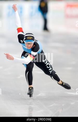 ARCHIVE PHOTO: Sabine VOELKER aura 50 ans sur 11 mai 2023, 58SN WM Inzell 030305.jpg Speed Skating, Championnat du monde distances individuelles sur 3 mars 2005, 1500 m femmes - Sabine VOELKER (GER) ?Sven Simon#Prinzess-Luise-Strasse 41#45479 Muelheim / R clock #tel 0208/9413250#fax. 0208/9413260#KTO.1428150 C ommerzbank E ssen BLZ 36040039# www.SvenSimon.net. Banque D'Images