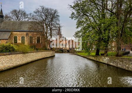 Bruges, conservant les mystères du Moyen-âge et à l'exubérance innée, Bruges est une métropole internationale depuis des siècles Banque D'Images