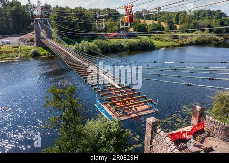 Travaux de restauration en cours sur le pont de la chaîne de l'Union les travaux ont été effectués à partir d'octobre 2020 avec la réouverture du pont le 17 avril 2023 Banque D'Images