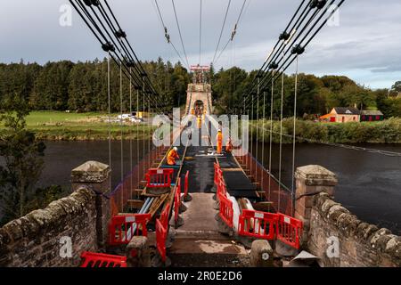 Travaux de restauration en cours sur le pont de la chaîne de l'Union les travaux ont été effectués à partir d'octobre 2020 avec la réouverture du pont le 17 avril 2023 Banque D'Images