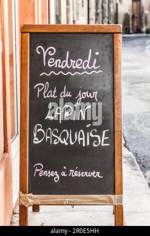 Détail d'un menu typique français en Provence - France Banque D'Images