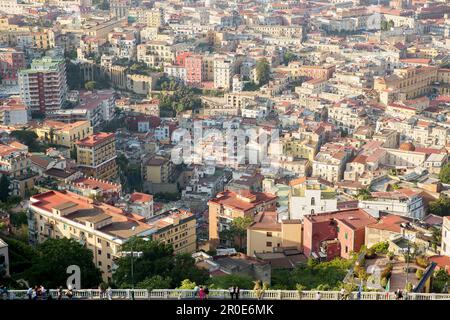 Vue depuis Castel Sant’Elmo sur Naples, Italie Banque D'Images