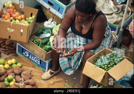 Marché à Castries, St. Lucia, Caraïbes Banque D'Images