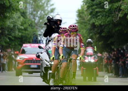 Termoli, Italie. 08th mai 2023. Veljko Stojni? De la Serbie et de l'équipe Corratec - Selle Italia en rupture pendant le 106th Giro d'Italia 2023 - étape 3 de Vasto à Melfi. Crédit : SOPA Images Limited/Alamy Live News Banque D'Images