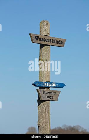 Indicateur de niveau d'eau, Great Lagoon, Geltinger Birk, Schleswig-Holstein, Allemagne Banque D'Images