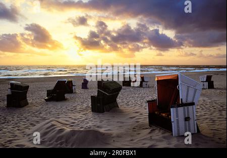 Coucher de soleil sur la plage, Sylt, Schleswig-Holstein, Allemagne Banque D'Images