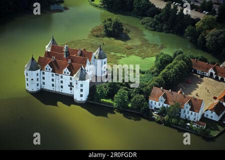 Photo aérienne de Schloss Glücksburg, Renaissance, château près de Flensburg, la côte de la mer Baltique, Schleswig Holstein, Allemagne du nord Banque D'Images