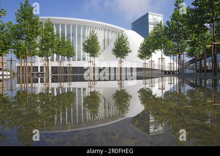 Philhamonic concert hall par l'architecte Christian de Portzamparc à la place de l'Europe dans le quartier de Kirchberg, Luxembourg Banque D'Images