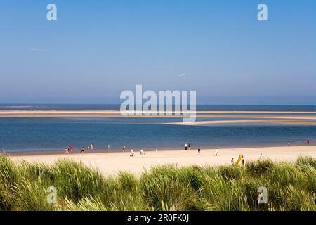 Vue sur la plage de sable, l'île de Langeoog, les îles de la Frise orientale, Basse-Saxe, Allemagne Banque D'Images