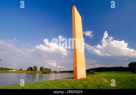 Sculpture en acier Rheinorange, rivière Ruhr Mouth, Duisburg, Rhénanie-du-Nord-Westphalie, Allemagne Banque D'Images