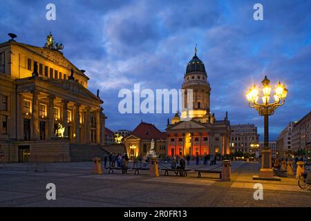 berlin mitte gendarmenmarkt dôme allemand, lumière toron , laterne Banque D'Images