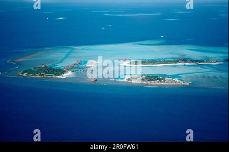 Vue aérienne des Maldives, Maldives, Océan Indien, atoll sud-masculin, Dhigufinolhu, Veligandu, Bodu Huraa Banque D'Images