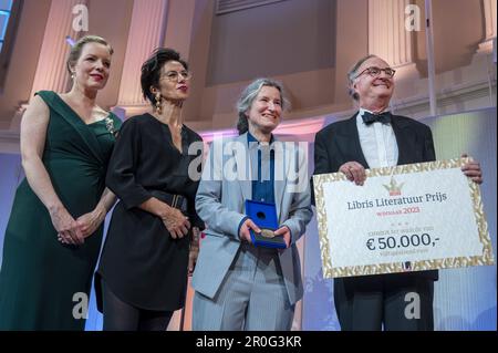 AMSTERDAM - Anjet Daanje a remporté le Prix de la littérature libre. Daanje a gagné le prix pour son roman la chanson de stork et dromadaire. ANP EVERT ELZINGA pays-bas sortie - belgique sortie Banque D'Images