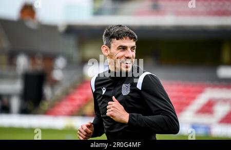 Cleethorpes, Royaume-Uni, 8th mai 2023. Shaun Pearson lors du match de football de la Ligue FEL du Bet du Sky deux entre le FC de Grimsby Town et l'AFC Wimbledon à Blundell Banque D'Images