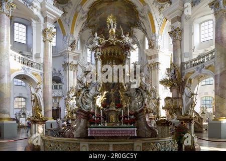 Autel dans l'église de pèlerinage des quatorze Saints, Wallfahrtskirche Vierzehnheiligen près de Bad Staffelstein, Oberfranken, Bavière, Allemagne, UE Banque D'Images