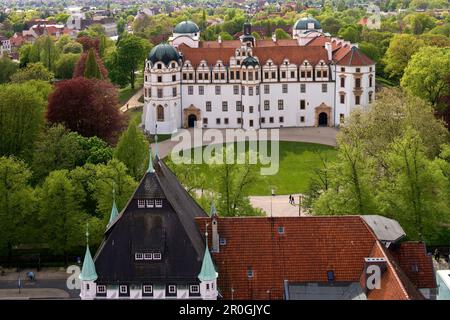 Château de celle, vue de la Stadtkirche, celle, Lüneburger Heide, Basse-Saxe, Allemagne, Europe Banque D'Images