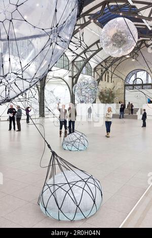 Hamburger Railway Station, Museum of Contemporary Art, exposition Tomas Saraceno Cloud Cities, 15 septembre 2011 au 19 février 2012, Berlin, allemand Banque D'Images