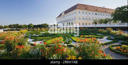 Jardin baroque dans le château Schloss Hof, Engelhartstetten, Basse-Autriche, Autriche Banque D'Images