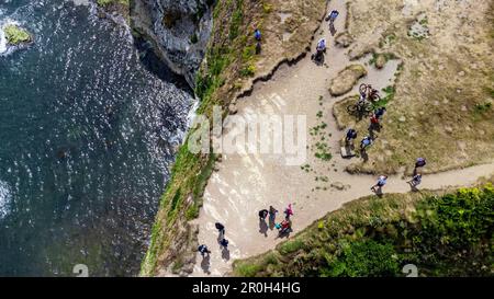 Vue aérienne de Handfast point, un emplacement pittoresque sur l'île de Purbeck à Dorset, dans le sud de l'Angleterre Banque D'Images