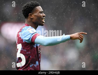 Burnley, Royaume-Uni. 8th mai 2023. Nathan Tella de Burnley pendant le match du championnat Sky Bet à Turf Moor, Burnley. Crédit photo à lire: Gary Oakley/Sportimage crédit: Sportimage Ltd/Alay Live News Banque D'Images