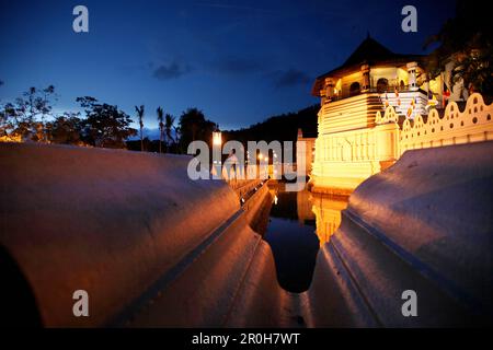 Sri Dalada Maligawa, le Temple de la dent, Kandy, Sri Lanka, Province centrale Banque D'Images