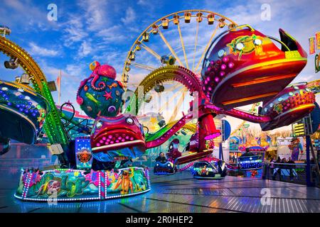 Palmkirmes, plus grande foire paroissiale au printemps à NRW , Allemagne, Rhénanie-du-Nord-Westphalie, région de la Ruhr, Recklinghausen Banque D'Images