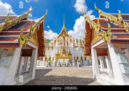 Chakri Maha Prasat Throne Hall à Wat Pra Kaeo, Thaïlande. Banque D'Images