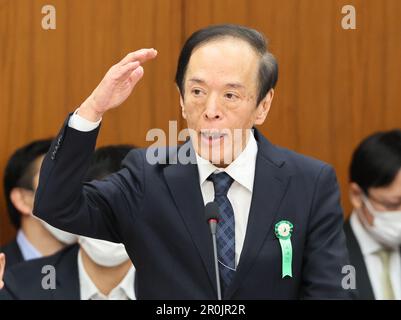 Tokyo, Japon. 9th mai 2023. Le gouverneur de la Banque du Japon, Kazuo Ueda, répond à une question lors de la session du comité financier de la Chambre basse à la Diète nationale à Tokyo, mardi, 9 mai 2023. (Photo de Yoshio Tsunoda/AFLO) Banque D'Images