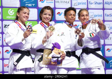 Stade Ali Bin Hamad Al Attiyah, Doha, Qatar. 8th mai 2023. (G-D) Diyora Keldiyorova (UZB), Uta Abe (JPN), Amandine Buchard (FRA), Odette Giuffrida (ITA), MAI 8, 2023 -Judo : Championnats du monde de judo Doha 2023 cérémonie de remise des prix des femmes -52kg à l'arène Ali Bin Hamad Al Attiyah, Doha, Qatar. Crédit: Naoki Nishimura/AFLO SPORT/Alay Live News Banque D'Images