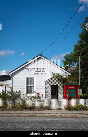 Ancien immeuble de la poste à Millers Flat, Otago, Île du Sud, Nouvelle-Zélande Banque D'Images