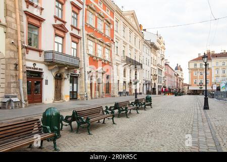 Lviv, Ukraine - 6 mai 2023: Place du marché à Lviv Banque D'Images